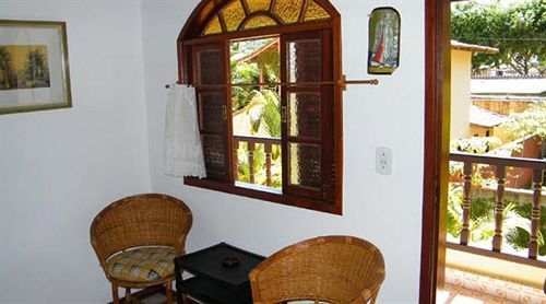 Flats Paguru Inn